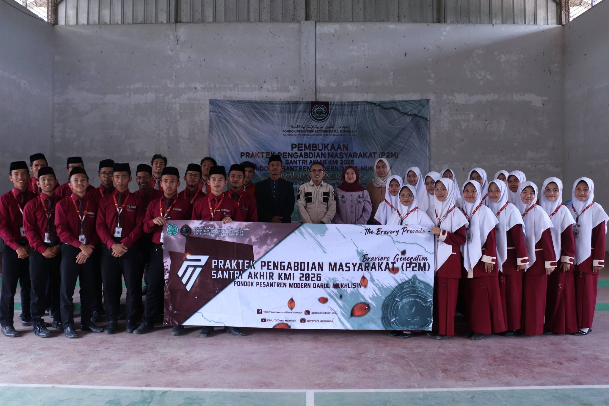Pembukaan Kegiatan P2M Santri Pondok Pesantren Modern Darul Mukhlisin di Aula Tenjolaut